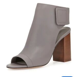 VINCE Faye Vero Cuomo Made in Italy Open Peep Toe Leather gray